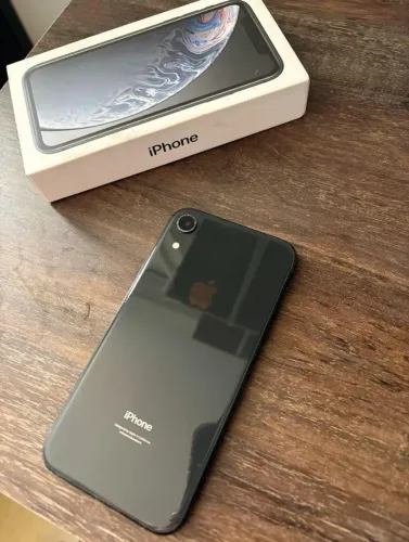 iPhone XR