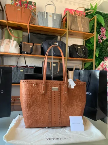 Bolsa Victor Hugo Original caramelo
