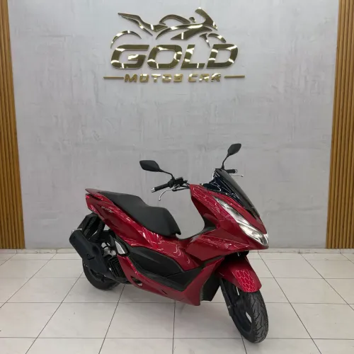 Honda PCX DLX 2025!