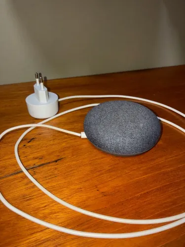 Google Home Nest Mini 2nd gen USADO c/ detalhe