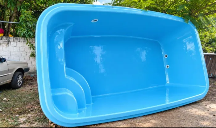 Piscina 5 x 2.80 x 1.30 com LED, bomba, e filtro,