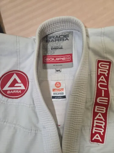 Vendo Kimono Infantil Gracie Barra Kids Lite Ripstop Branco Tamanho M4