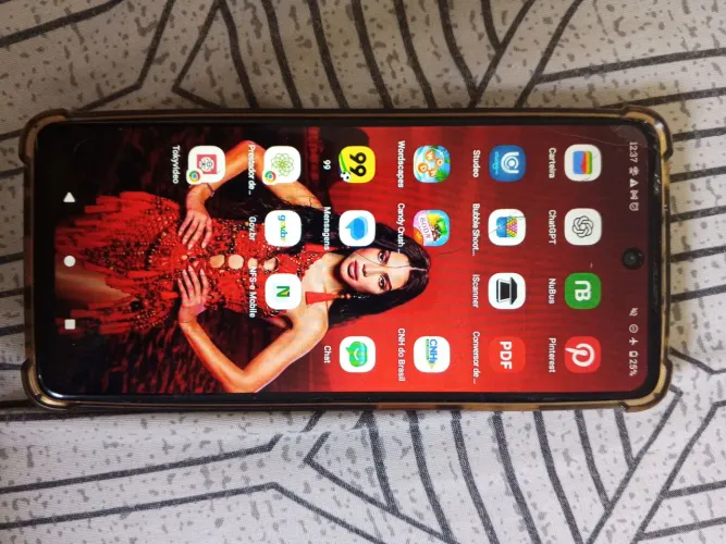 Moto g04 usado