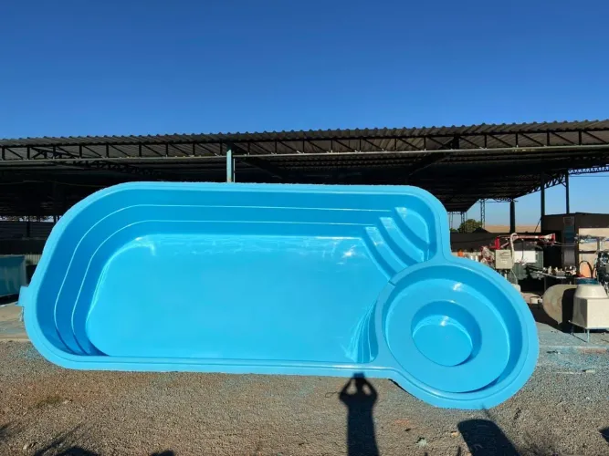 Piscina com SPA e hidromassagem ?