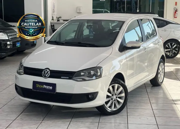 Volkswagen Fox Bluemotion 1.0 MI Total Flex 12V 5P 2014