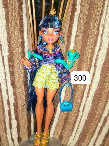 Boneca Monster High Faboolous Pet Cleo Denile