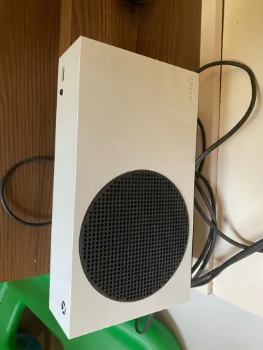 Xbox seies s com 66 jogos