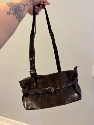 Bolsa marrom fivela 