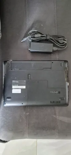 Notebook Samsung 270E I3 Tampa quebrada 