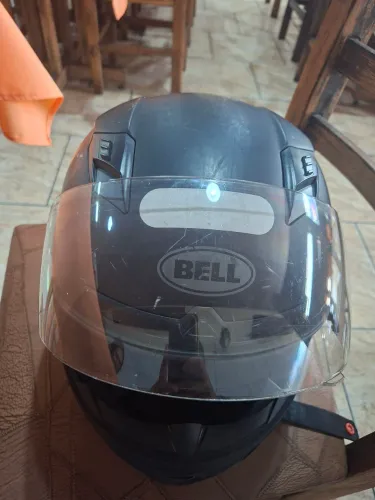 Capacete Bell