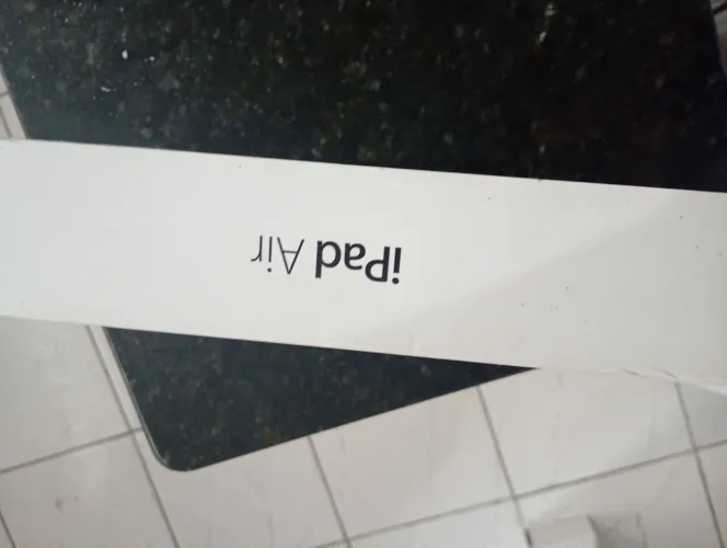 Apenas a caixa não vem o iPad