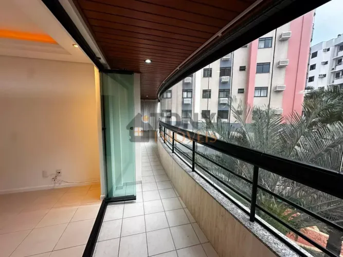 APARTAMENTO COM 3 QUARTOS DUAS BAGAS NO BOM ABRIGO