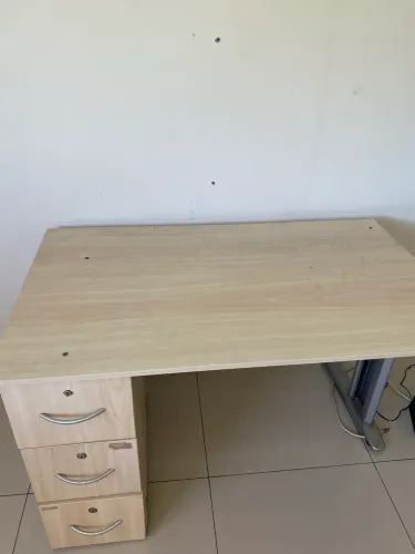 Mesa escritório e cadeira