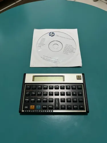 Calculadora financeira HP 12C seminova