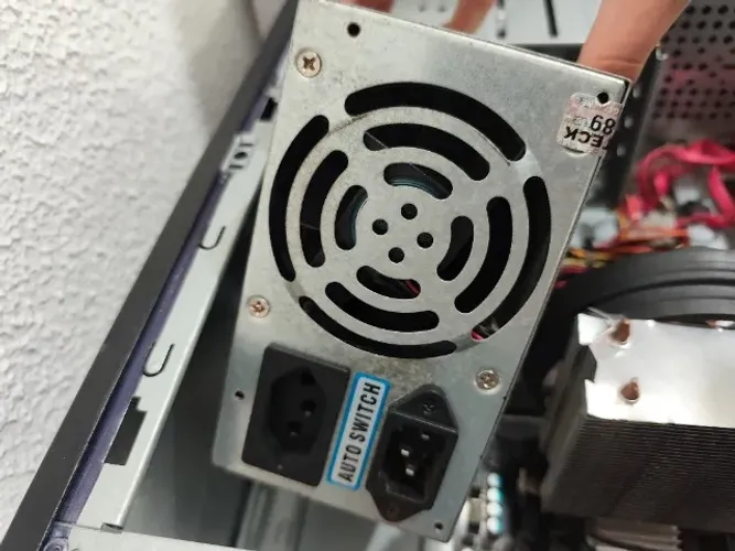 FONTE ALLIED 250W SELETOR DE VOLTAGEM AUTOMÁTICO