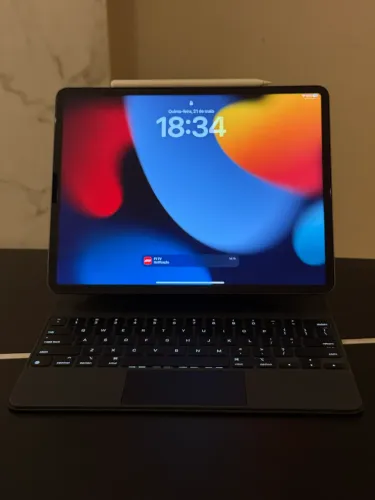 iPad Pro 12.9 5 geração 256gb com teclado e caneta 