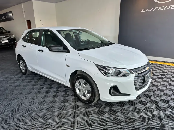 Chevrolet Onix Hatch 1.0 12V Flex Mec. 4P 2025
