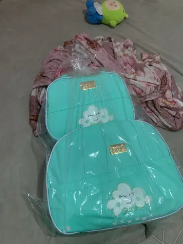 Kit bolsa saída de maternidade com 2 bolsa e banheira