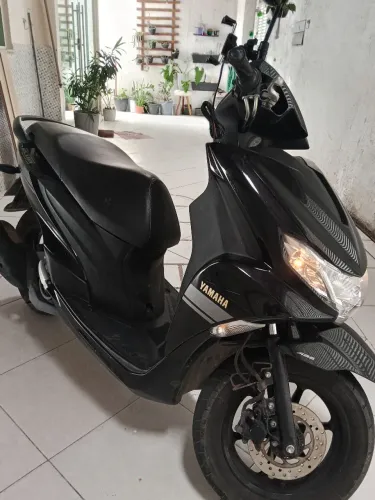 Yamaha Fluo ABS 125