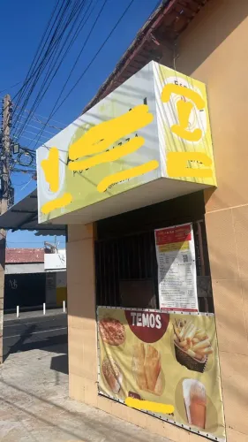 Placa e fachada para ponto comercial