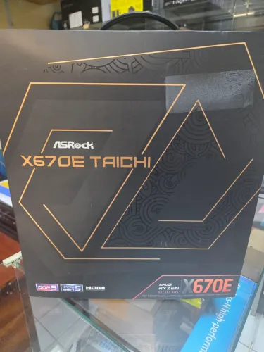 Placa Mae AsRock X670E Taichi, DDR5, Socket AM5, E-ATX, Chipset AMD X670, X670E-TAICHI