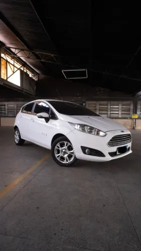 Ford Fiesta 1.5 16V Flex Mec. 5P 2014