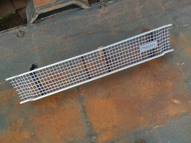 Grade Frontal Ford Galaxie Landau LTD 70 a 72