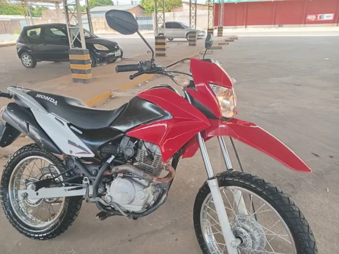 Vende se bros 150 ano 2014 partida elétrica