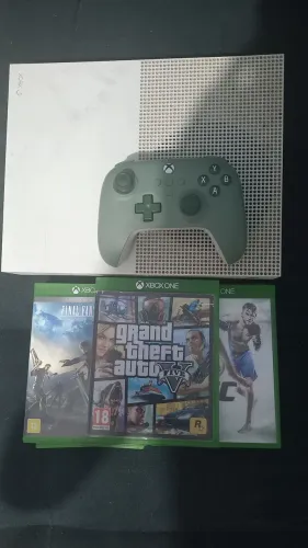 Vendo ou troco por ps3 ou Xbox 360 mais volta 