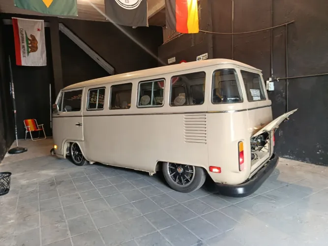 Volkswagen Kombi Standard/ Luxo/ Serie Prata 1996