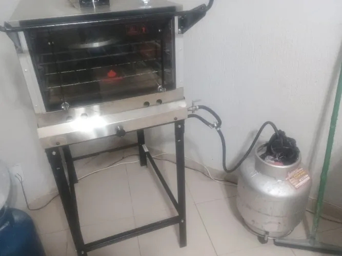Vende se pizzaria completa