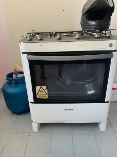 Vende-se fogão cinco bocas