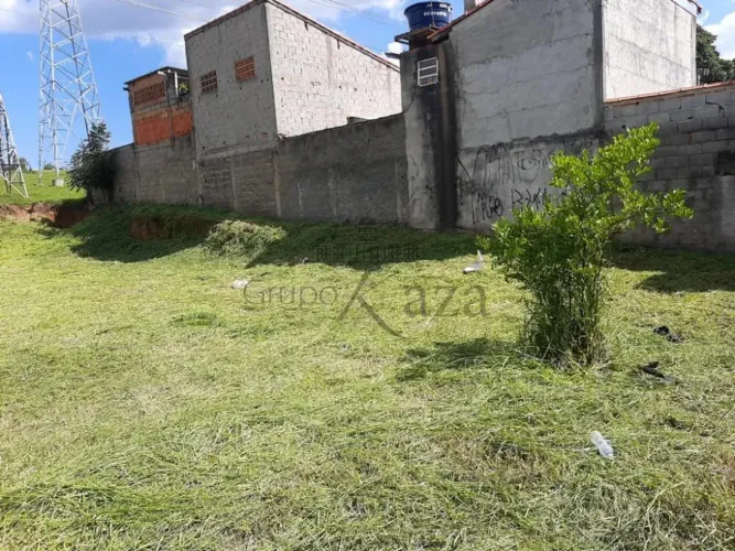 Terreno - locação - Parque Califórnia - Jacareí - 1.967 m².