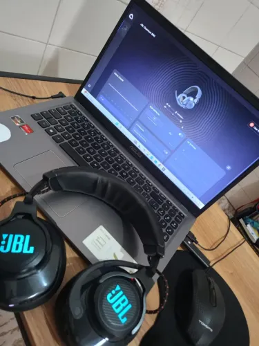 ? ASUS VIVOBOOK X515DA | RYZEN vc5 + 16GB RAM + SSD 256GB | SEMINOVO