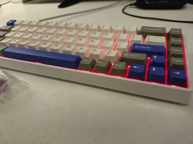 Teclado Magnético Aula Win68 HE Max