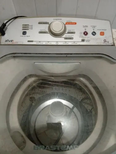 Máquina de Lavar Brastemp Ative 9Kg 127v<br>(Com problema)