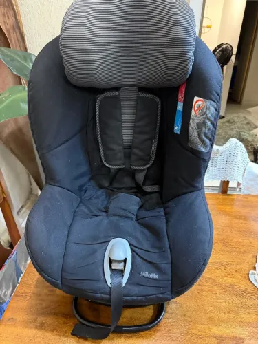 Cadeirinha de bebê para veículo 