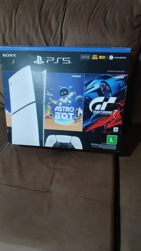 Ps5 novo comprado em 27/01/2026 com 2 controles e conta da Ps Plus