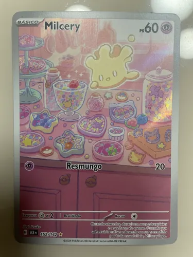 Carta Pokémon Milcery 152/142 - Ilustração Rara (Coroa Estelar) Impecável