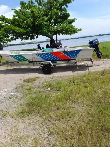 Barco em ótimo estado 