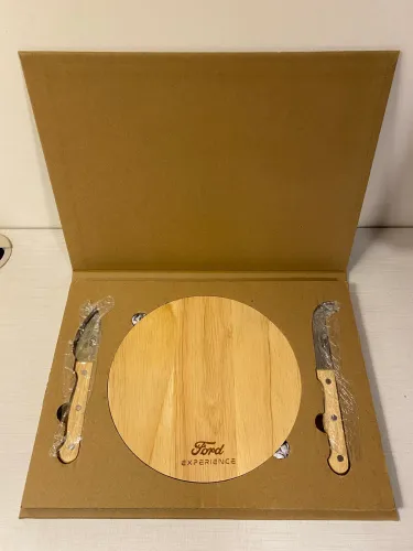 Tábua de churrasco - Oficial da Ford