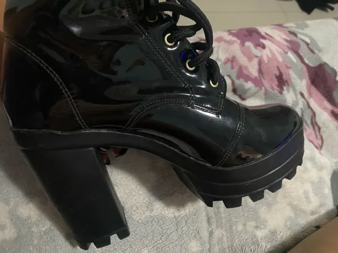 Bota cano alto