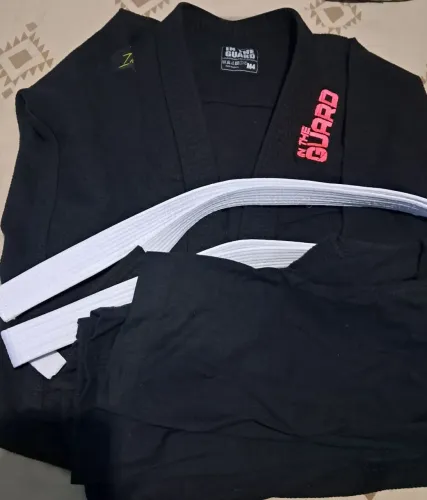 Kimono m4 feminino in The guard seminovo