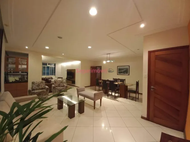 Apartamento de 4 quartos reformado para alugar em Copacabana Rua Santa Clara quadríssima d