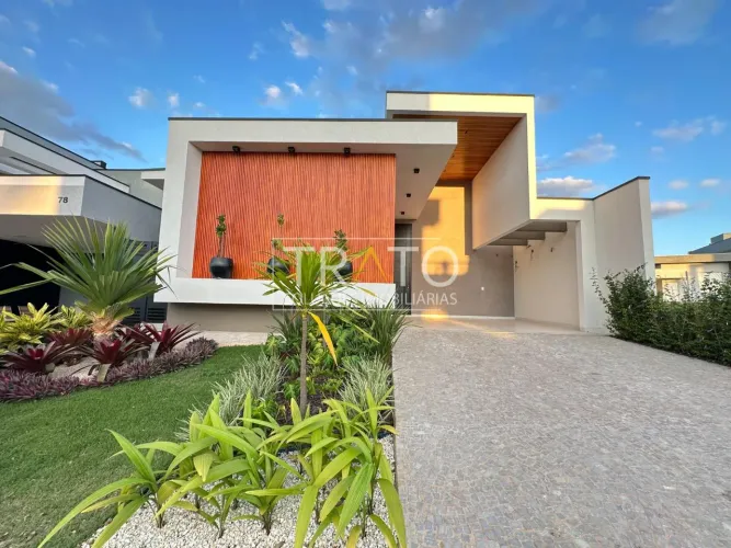 Casa à Venda no Condomínio Residencial Royal Garden