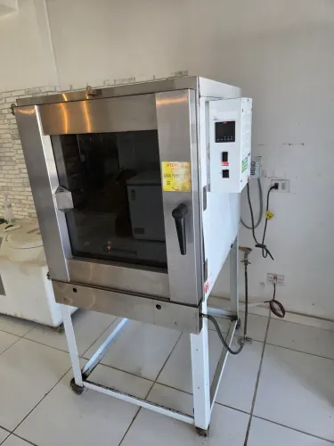 Vende-se Forno Turbo 8 esteiras