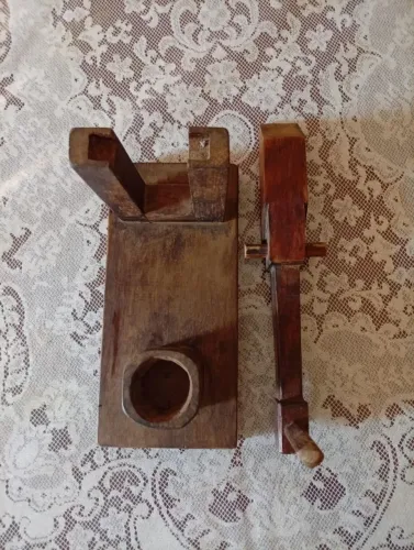 Monjolo De Maddeira Antiga