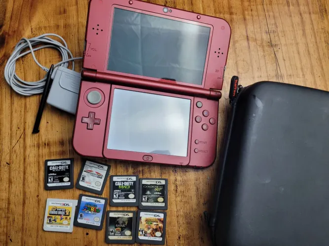 New Nintendo 3DS XL Com Jogo físicos