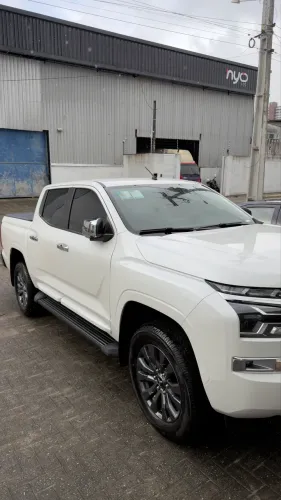 Mitsubishi TRITON HPE 2.4 CD 4X4 TB Diesel Aut. 2027