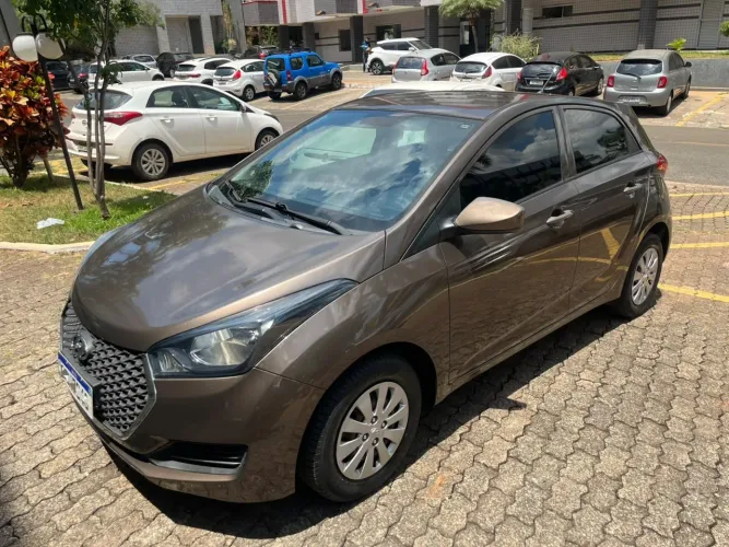 Hyundai HB20 Unique 1.0 Flex 12V Mec. 2019